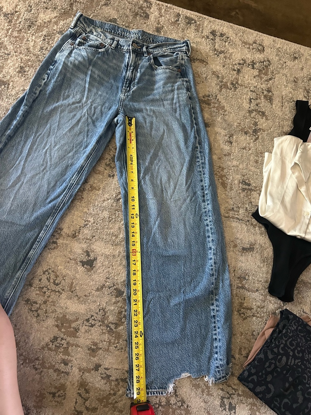 American Eagle Outfitters Women's Light Blue Straight Leg Jeans
